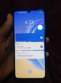 Vivo v21e . 128gb box charger