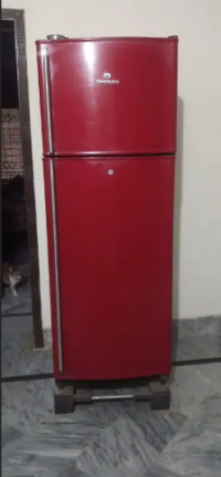 Dawlance fridge good condition