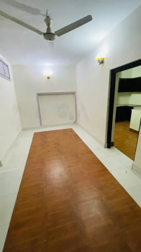 6 marla double storey beautiful anaxy with separate gate nd lawn