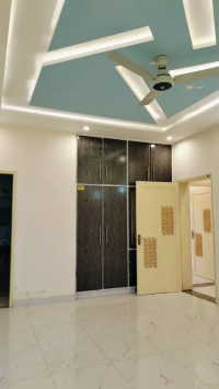 15 Marla Luxury upper Portion For Rent On Very Prime Location Of The Block