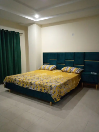 Short-Time 1-Bedroom Flat for Couples Safe, Secure, and Private 3k/Day"*