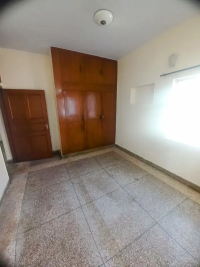 Prime Location 6 Marla Upper Portion Up For rent In G-10/1