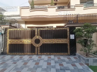 Unoccupied House Of 10 Marla Is Available For sale In Marghzar Officers Colony