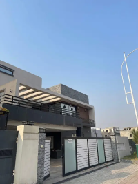 20 Marla Luxury Designer House in Bahria Town Phase 8 Rawalpindi.